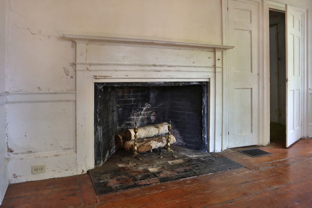 82 Baldpate Road Boxford, MA 01921 - Photo 11 of 20 a living room with a fireplace