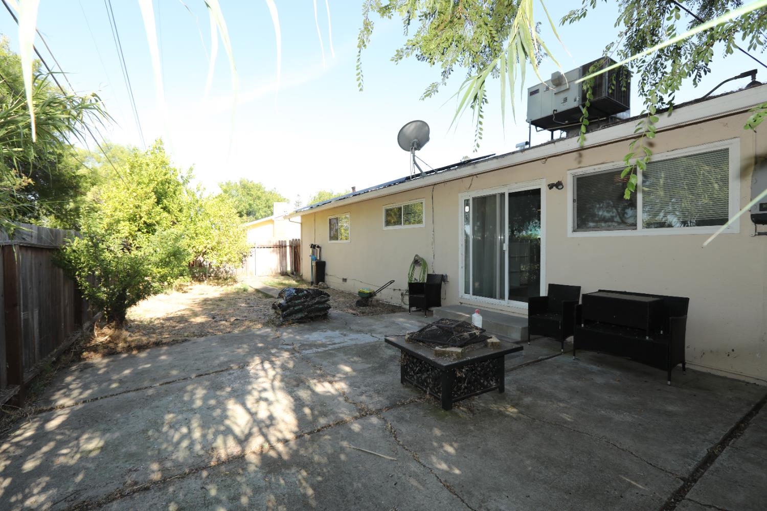 2343 Thompson Way Sacramento, CA 95822 - Photo 21 of 22