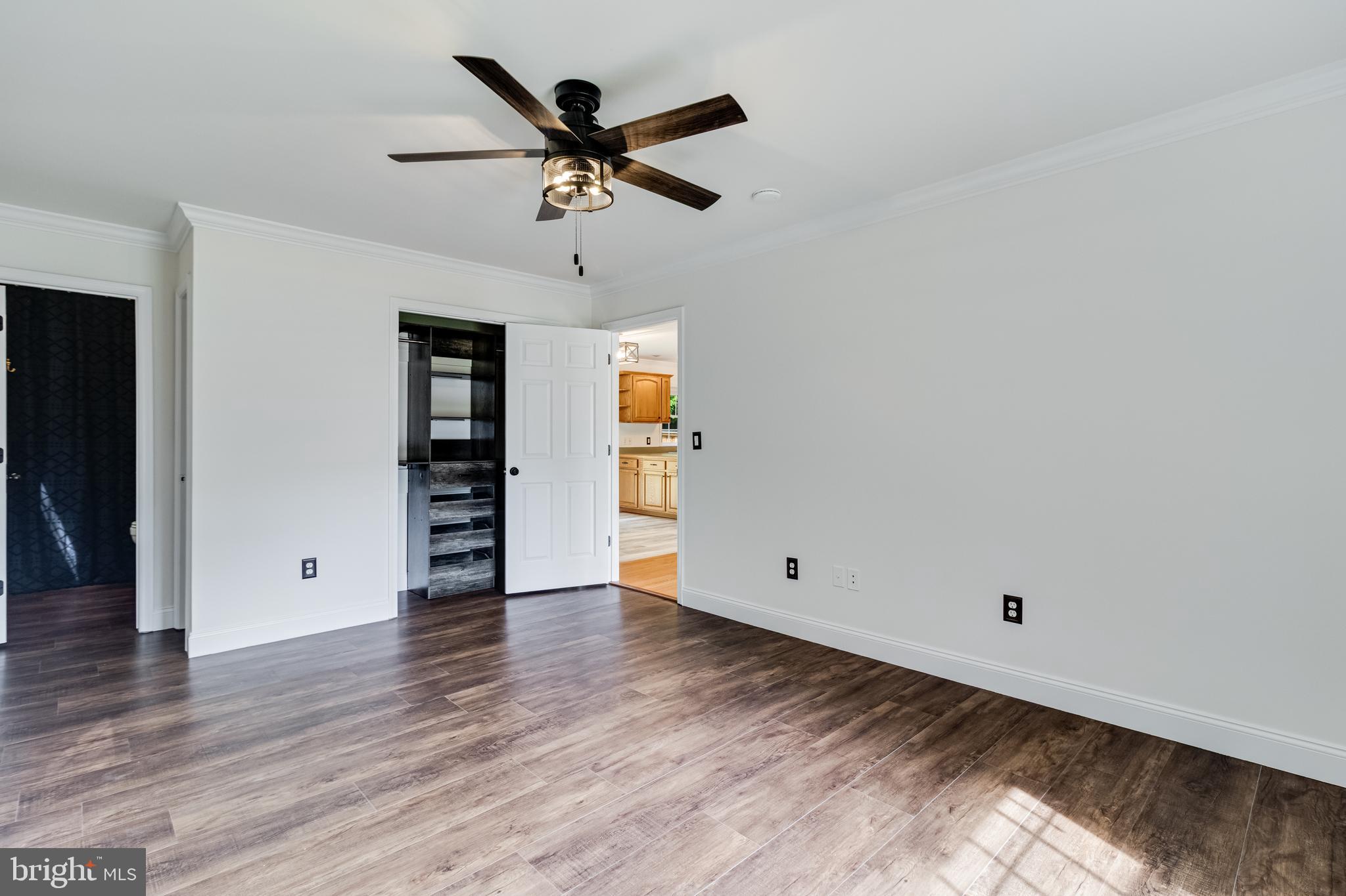 14479 Round Hill Road King George, VA 22485 - Photo 28 of 69 Primary Suite