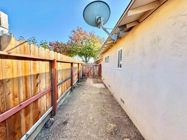 2045 Celeste Drive Modesto, CA 95355 - Photo 31 of 48