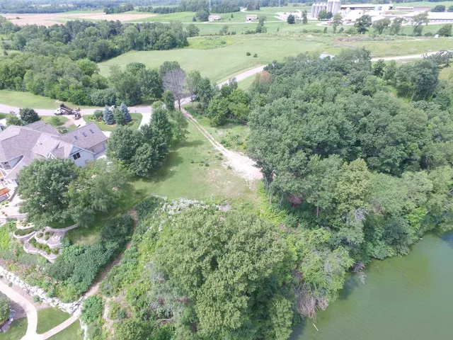 $333,500 | Lot 1 Timber Rdg Trail, Prairie du Sac, WI 53578