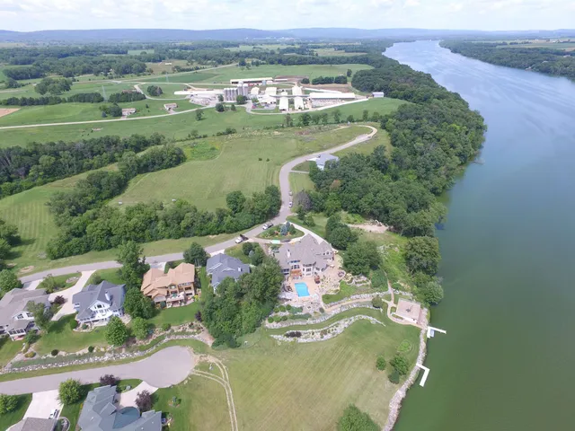 $333,500 | Lot 1 Timber Rdg Trail, Prairie du Sac, WI 53578