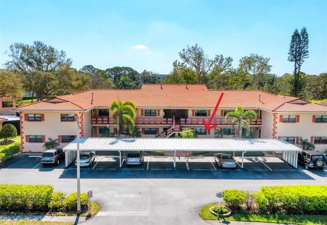 $399,500 | 8140 Terrace Garden Drive North, Unit 103, St. Petersburg, FL 33709