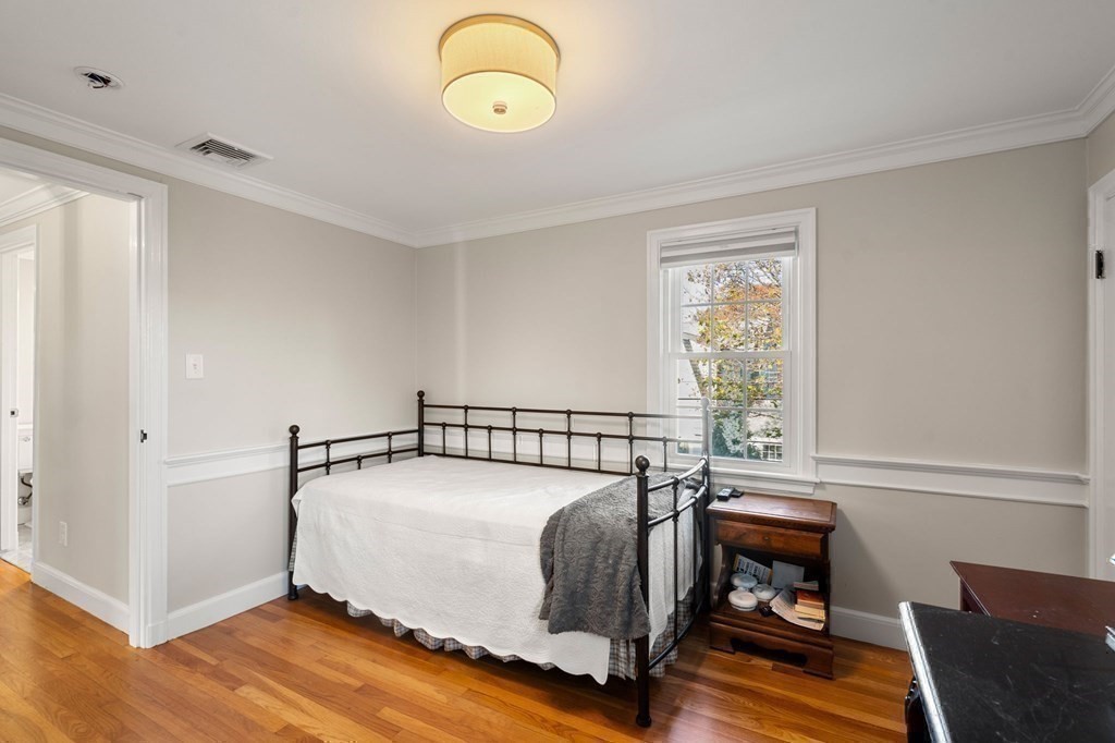 20 Shetland Road Marblehead, MA 01945 - Photo 28 of 40 a bedroom with furniture and a window