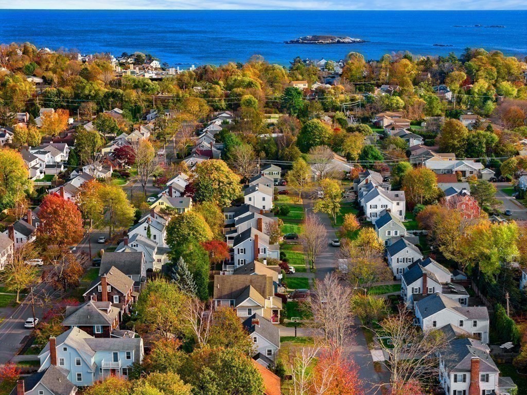 20 Shetland Road Marblehead, MA 01945 - Photo 5 of 40 an aerial view of multiple house