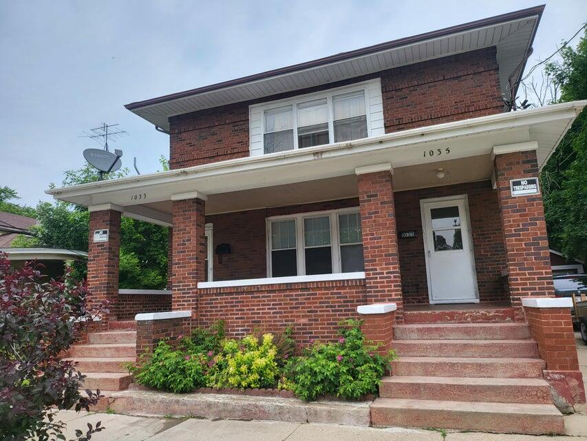 1033 Pearl Street Racine, WI 53403 - Photo 1 of 1 20230918204141204378000000-o