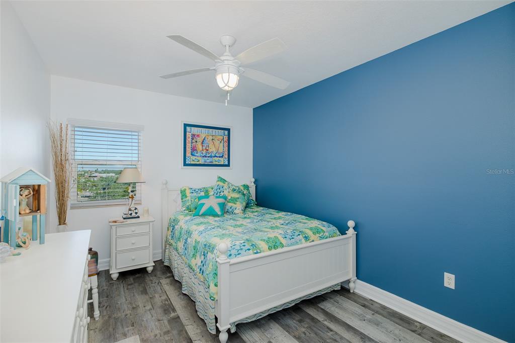 4516 Seagull Drive, Unit 615 New Port Richey, FL 34652 - Photo 17 of 45 a room with a bed and a window