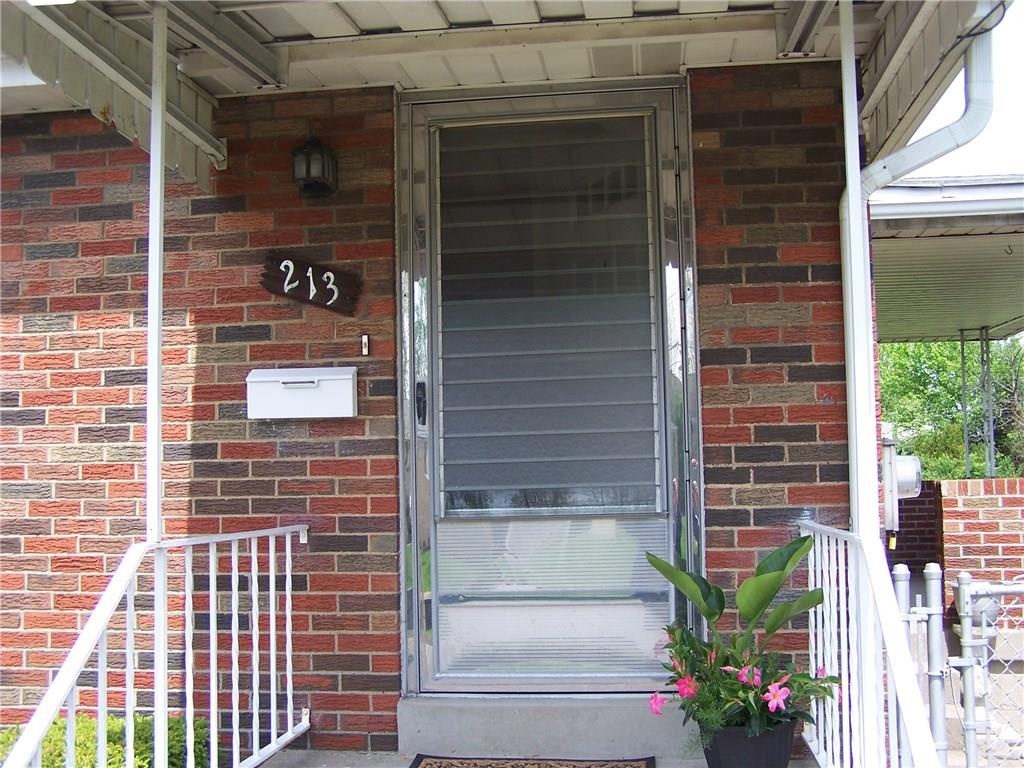 213 Erwin Place McKees Rocks, PA 15136 - Photo 2 of 23 Gallery Image 2