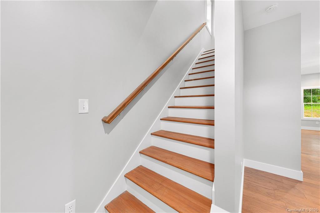 410 Ridge Street Candler, NC 28715 - Photo 20 of 40 Gallery Image 20