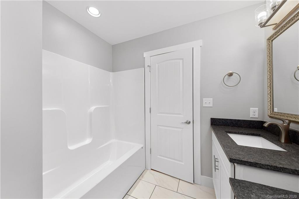 410 Ridge Street Candler, NC 28715 - Photo 28 of 40 Gallery Image 28