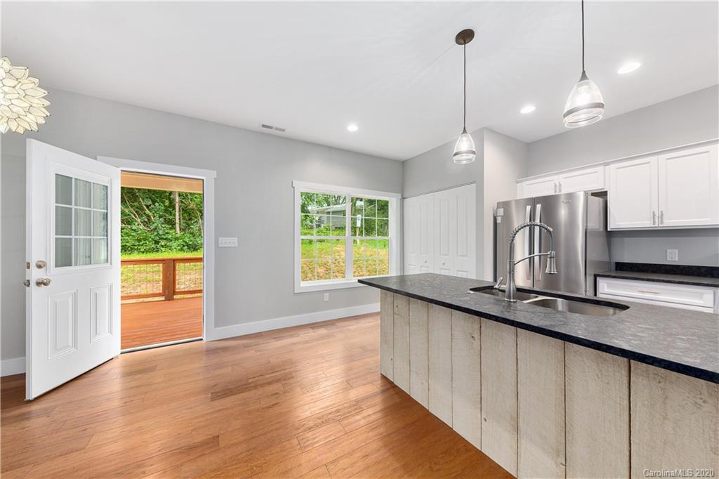 410 Ridge Street Candler, NC 28715 - Photo 7 of 40 Gallery Image 7