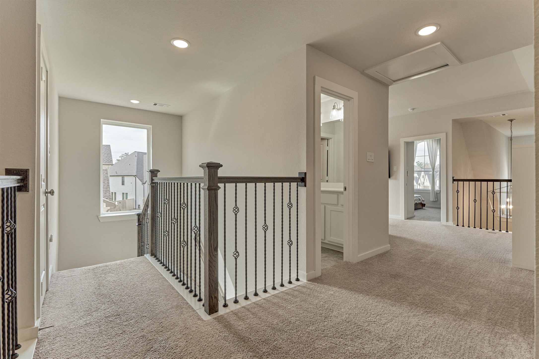 335 Samuels Link Lane Montgomery, TX 77316 - Photo 20 of 45 a view of a hallway with entryway door