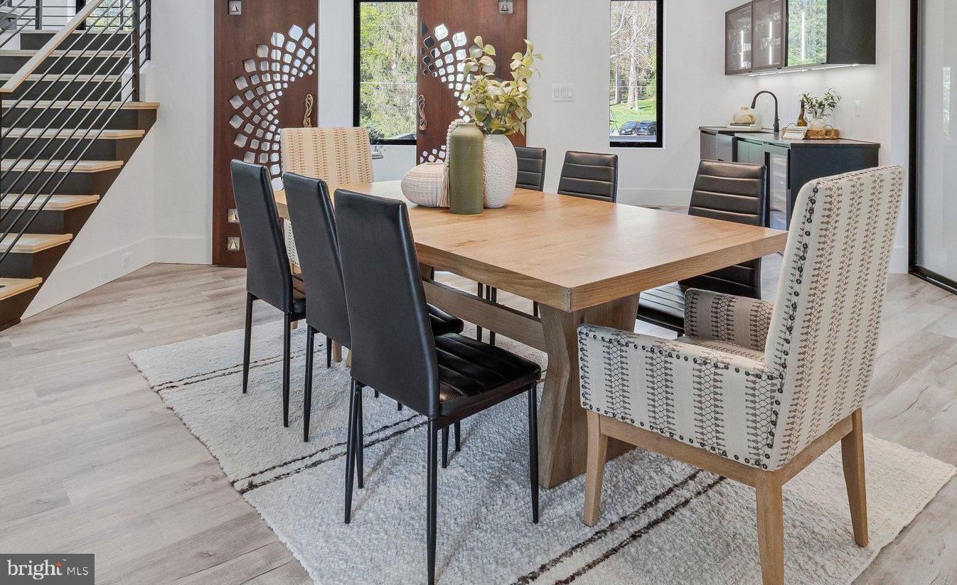 3525 Glenbrook Road Fairfax, VA 22031 - Photo 28 of 111 Dining room