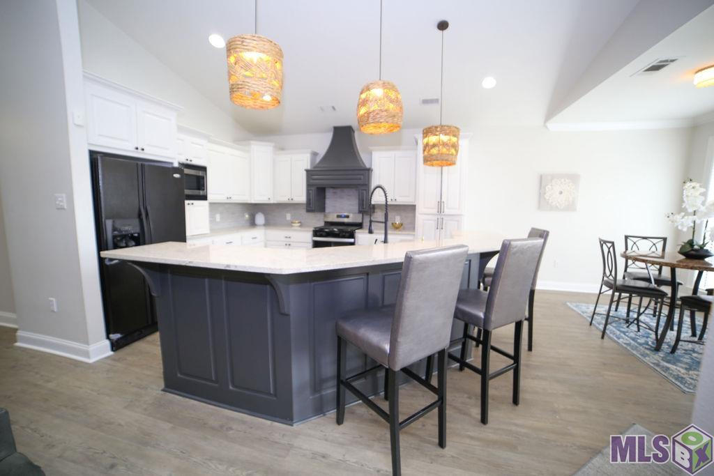 9504 Country Lake Drive Baton Rouge, LA 70817 - Photo 6 of 28