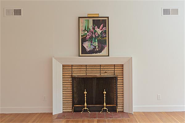 142 Pleasant Street Lexington, MA 02421 - Photo 8 of 29 Gallery Image 8