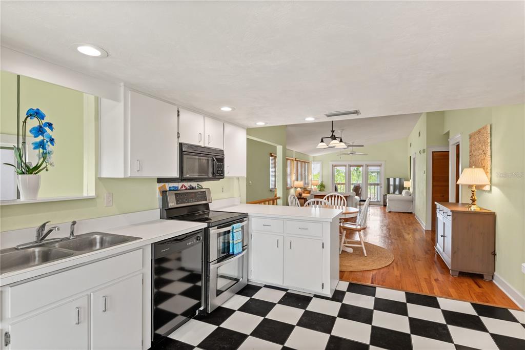 6956 Turtlemound Road New Smyrna Beach, FL 32169 - Photo 9 of 42