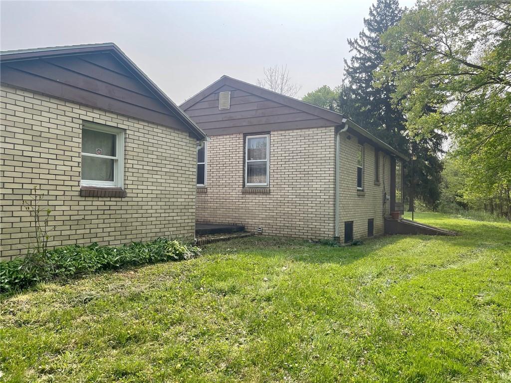 287 Westview Road New Castle, PA 16101 - Photo 3 of 5 Gallery Image 3
