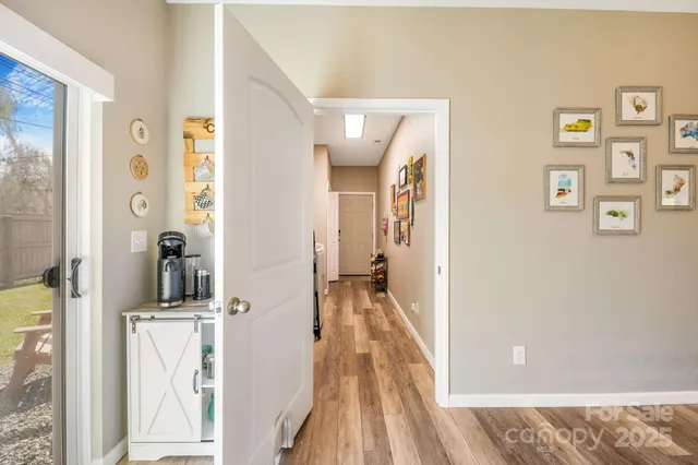 $380,000 | 41 Utah Mountain Road, Waynesville, NC 28785