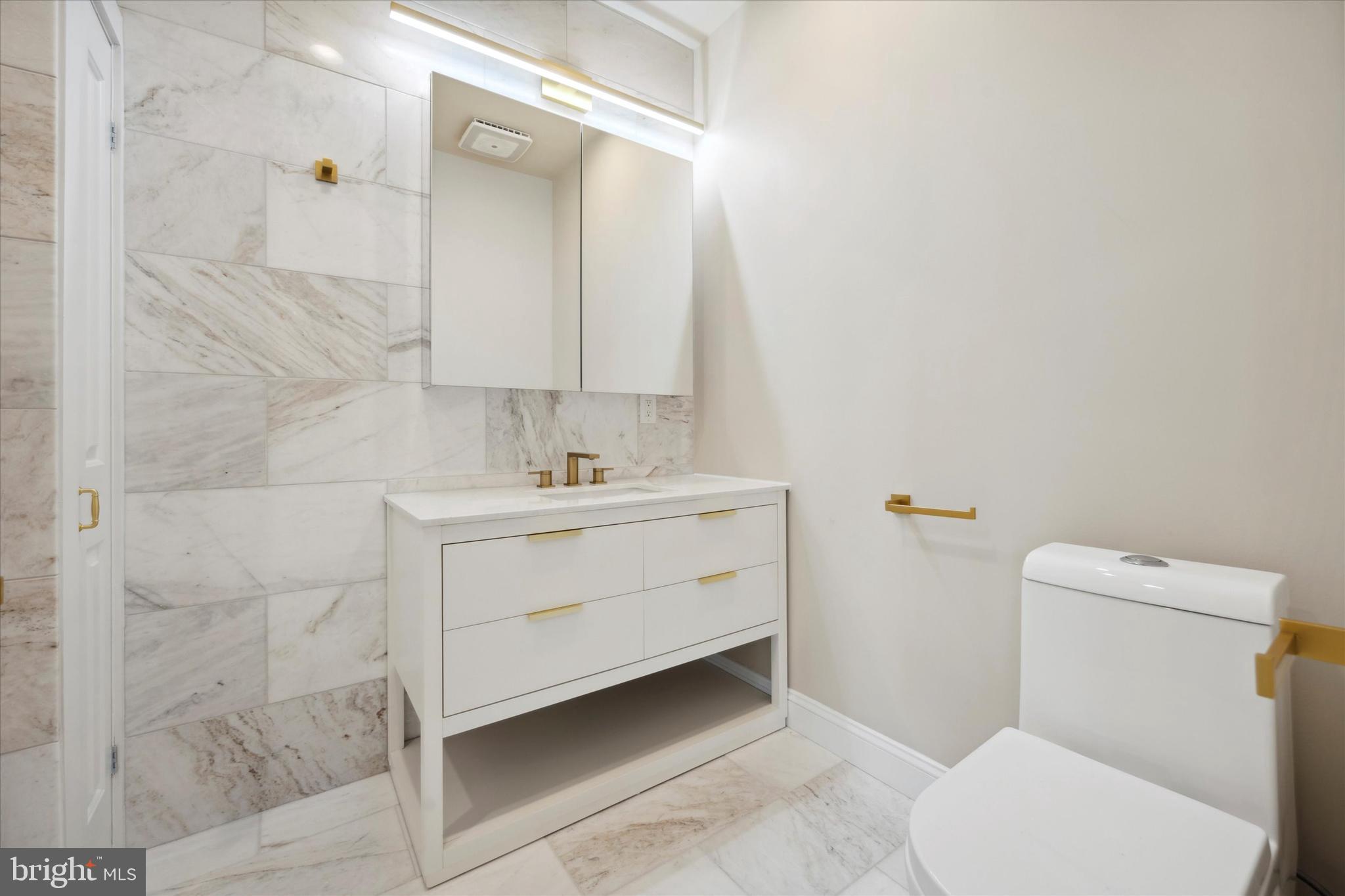 2316 Wilder Street Philadelphia, PA 19146 - Photo 13 of 24