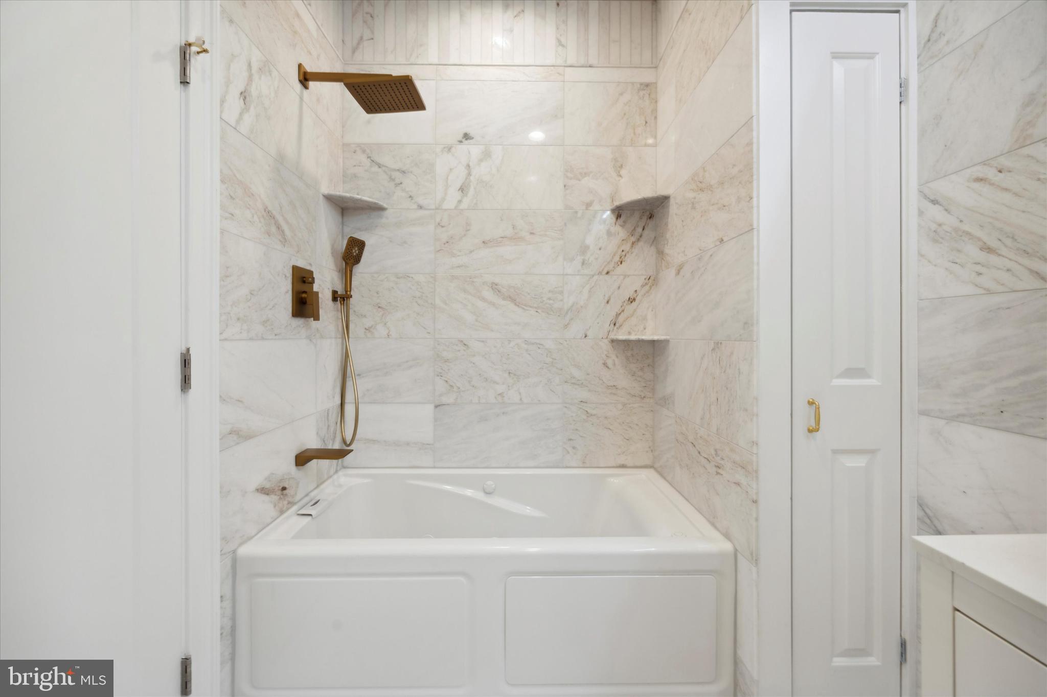 2316 Wilder Street Philadelphia, PA 19146 - Photo 14 of 24
