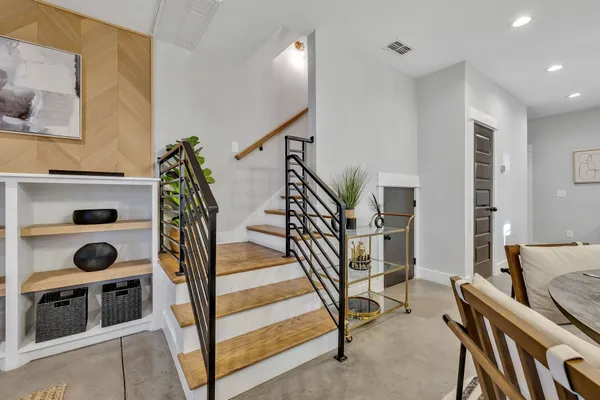 $6,500 | 611 21st Avenue North, Nashville, TN 37203