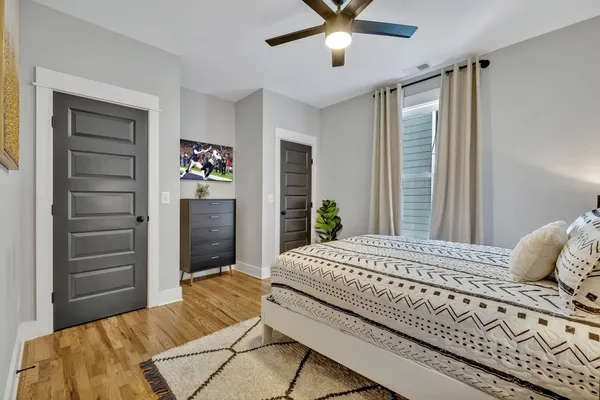 $6,500 | 611 21st Avenue North, Nashville, TN 37203