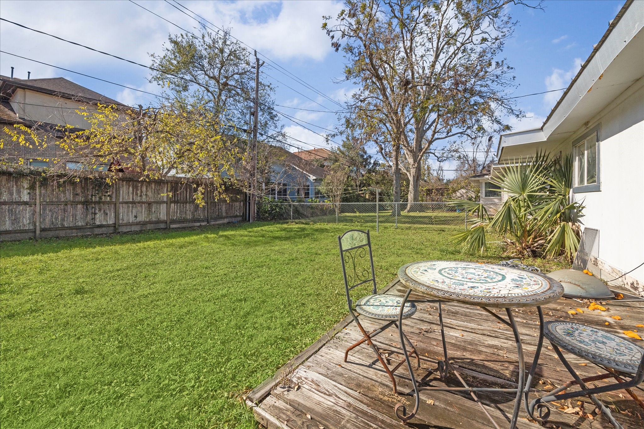 5125 Maple Street Bellaire, TX 77401 - Photo 14 of 14 a view of a with backyard