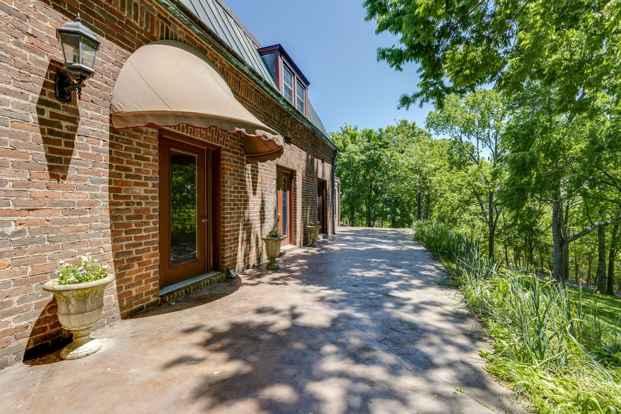 6603 Fox Hollow Road Nashville, TN 37205 - Photo 10 of 49 Gallery Image 10