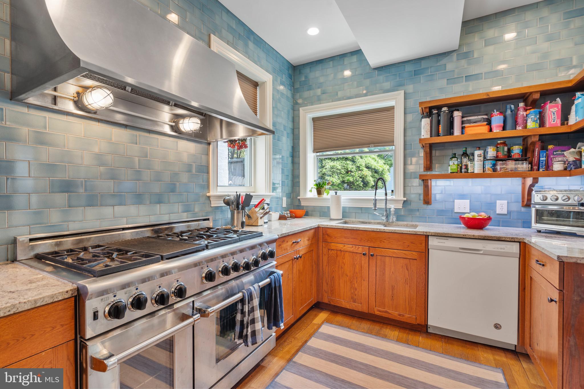 127 D Street Southeast Washington, DC 20003 - Photo 15 of 35