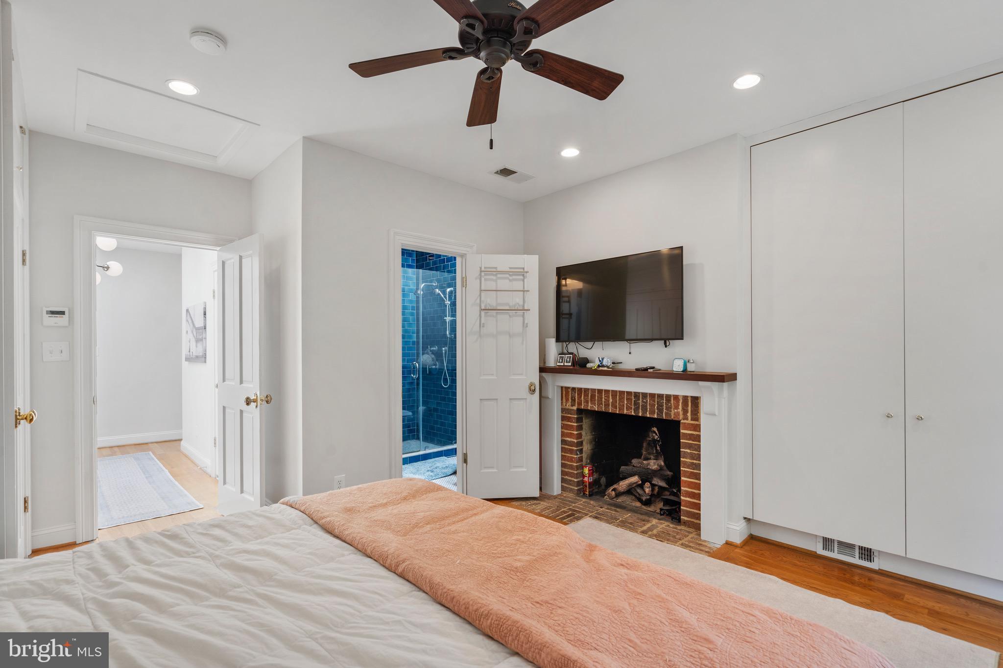 127 D Street Southeast Washington, DC 20003 - Photo 20 of 35