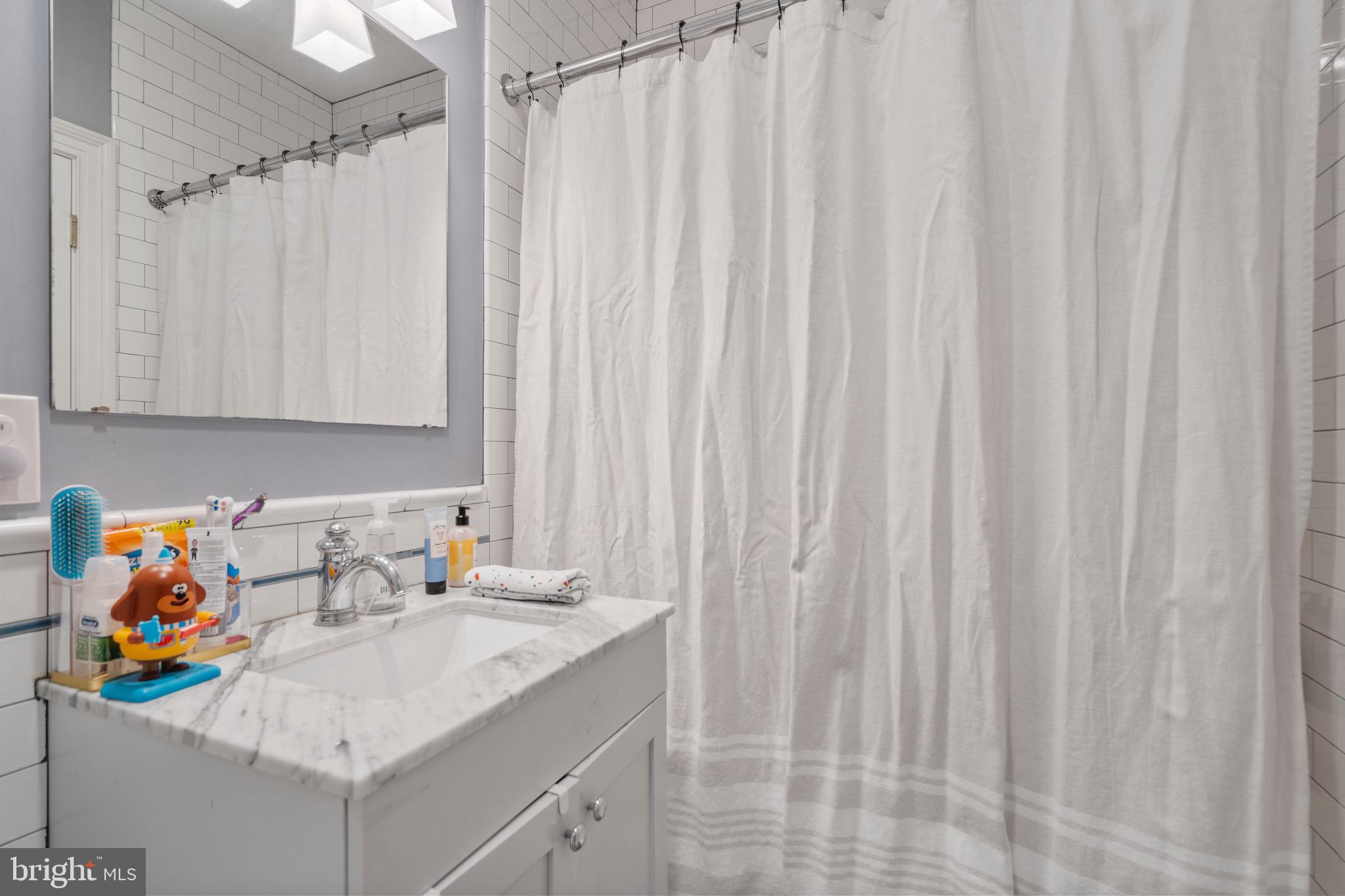 127 D Street Southeast Washington, DC 20003 - Photo 29 of 35