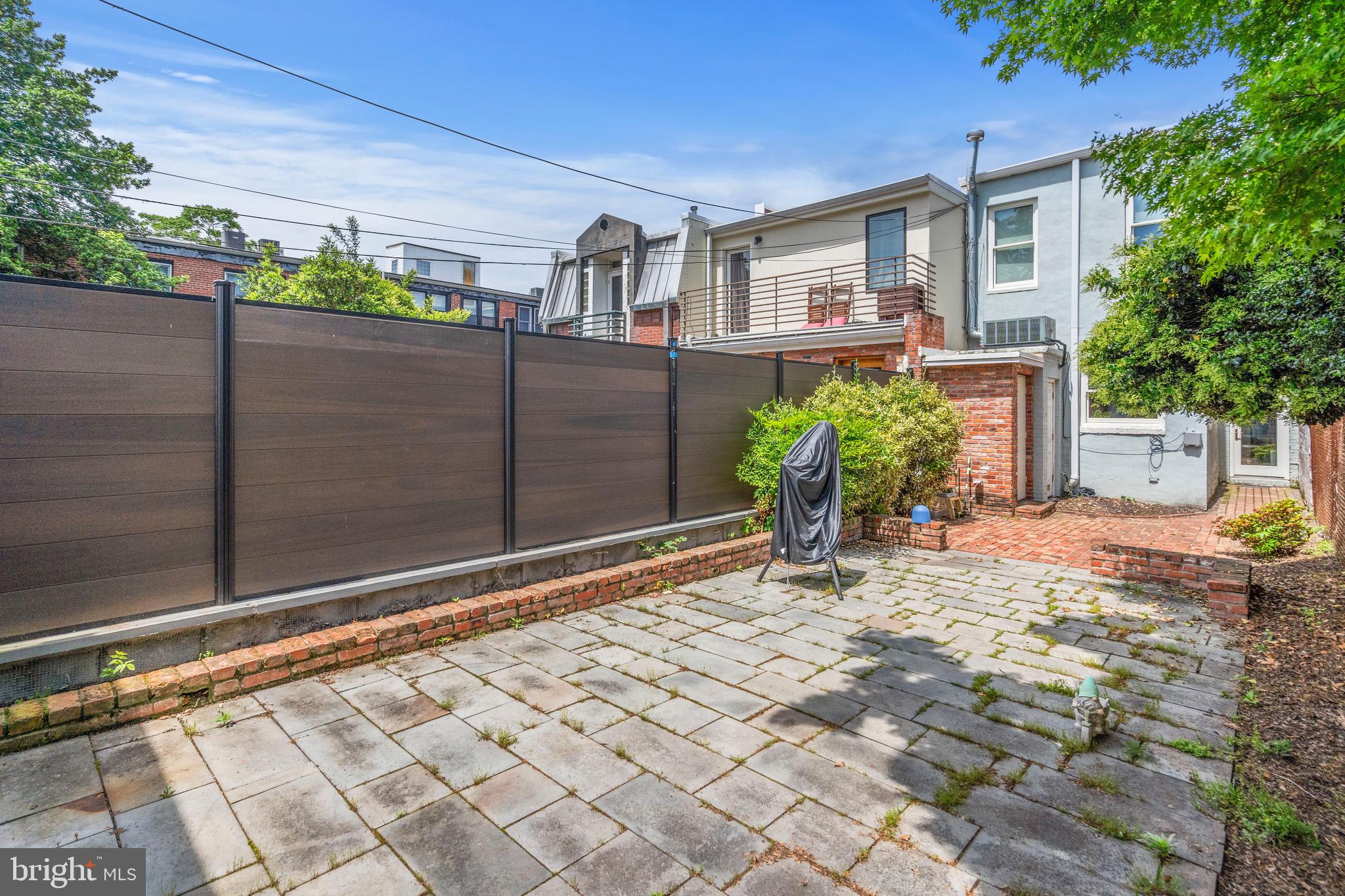 127 D Street Southeast Washington, DC 20003 - Photo 31 of 35