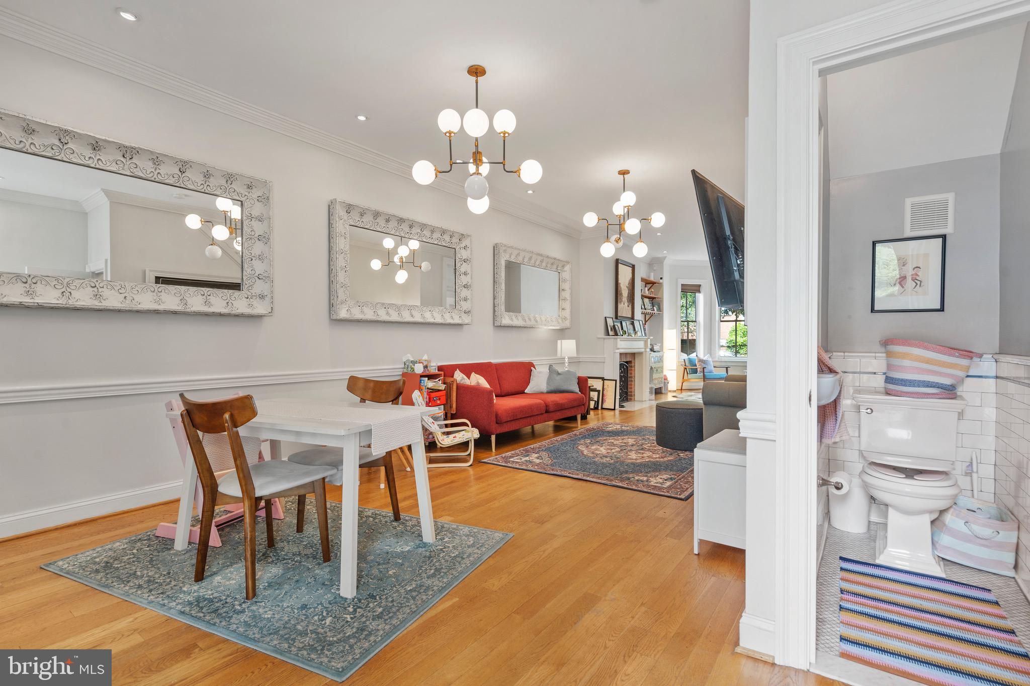 127 D Street Southeast Washington, DC 20003 - Photo 10 of 35