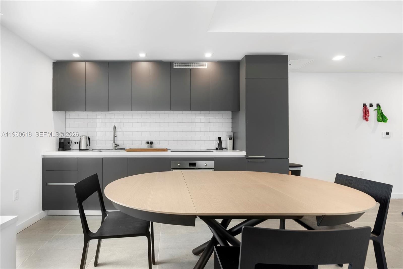 227 Northeast 2nd Street, Unit 2602 Miami, FL 33132 - Photo 8 of 21