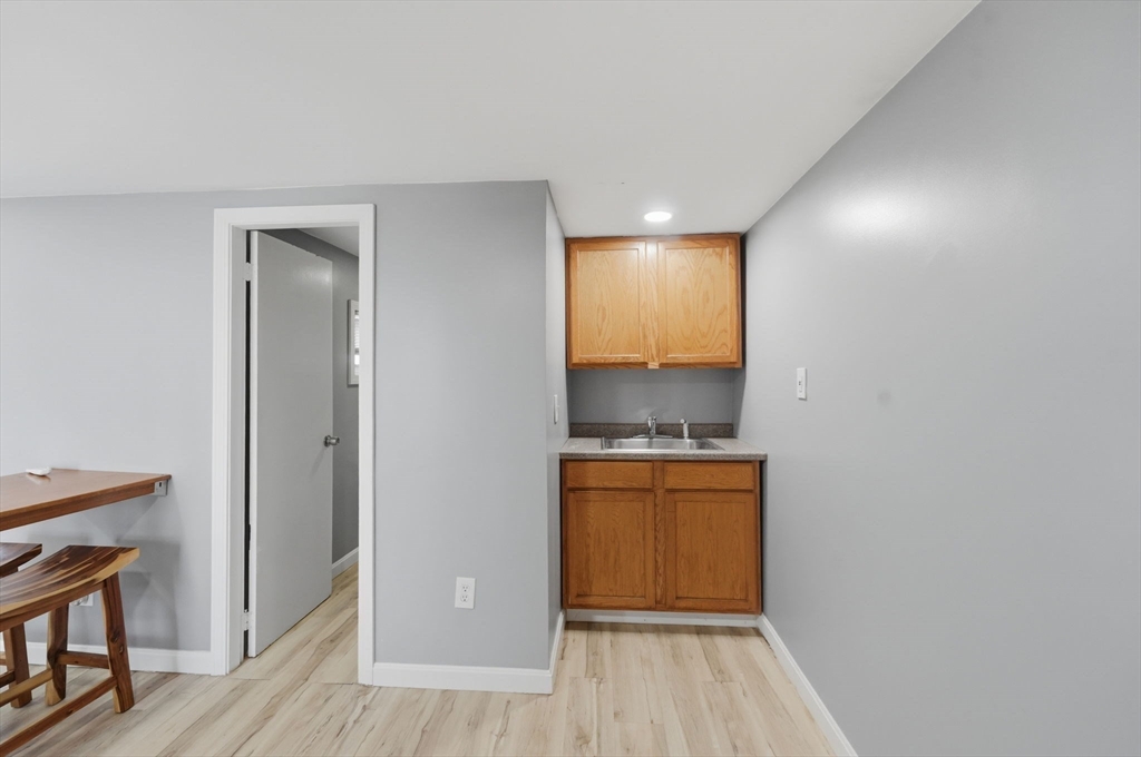 415 Anthony Street Fall River, MA 02721 - Photo 9 of 38