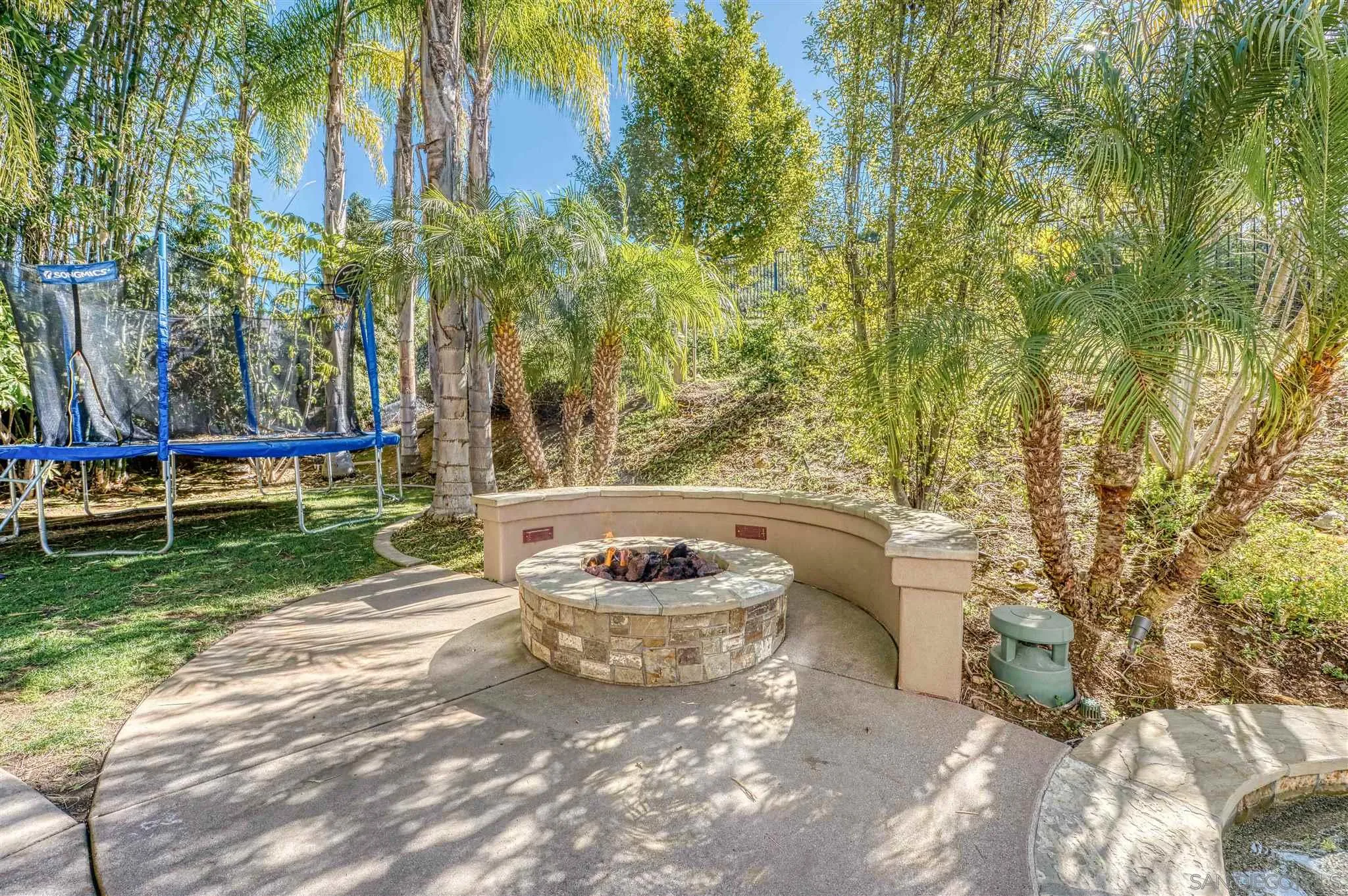 7432 Circulo Sequoia Carlsbad, CA 92009 - Photo 32 of 51 a view of a small yard