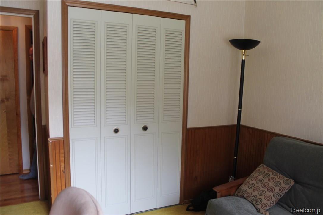 6619 Dunn Road Howell, MI 48855 - Photo 18 of 20 IMG_2526.JPG