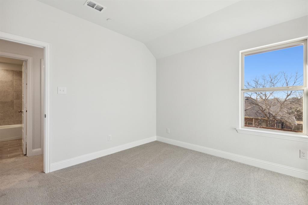 6028 Bursey Road Watauga, TX 76148 - Photo 24 of 27 an empty room with a window