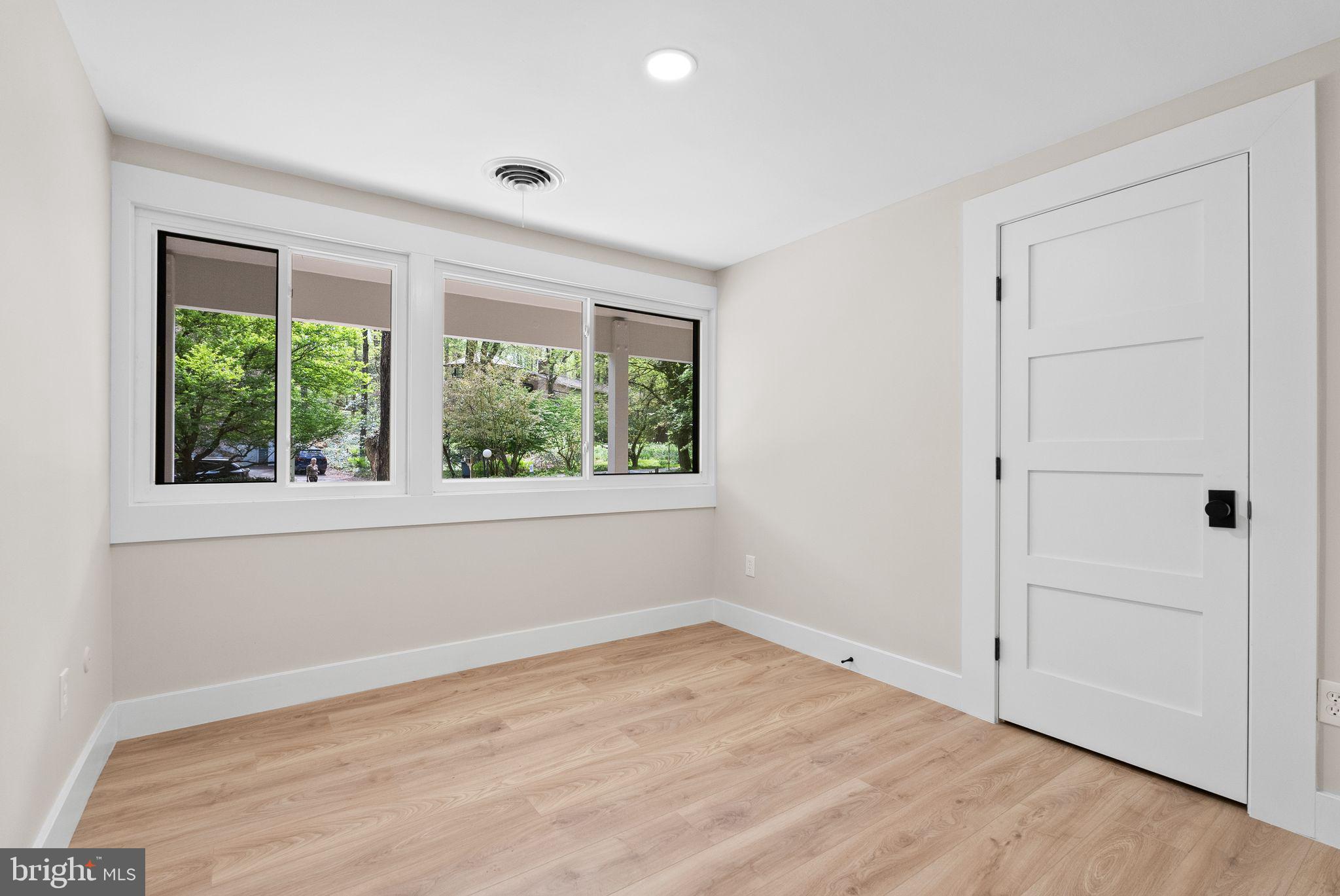 8201 Hamilton Spring Court Bethesda, MD 20817 - Photo 15 of 66