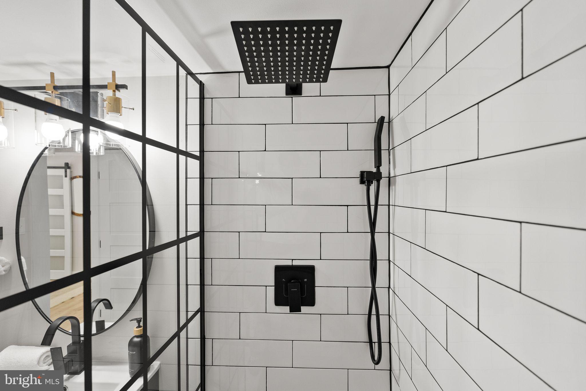 8201 Hamilton Spring Court Bethesda, MD 20817 - Photo 17 of 66