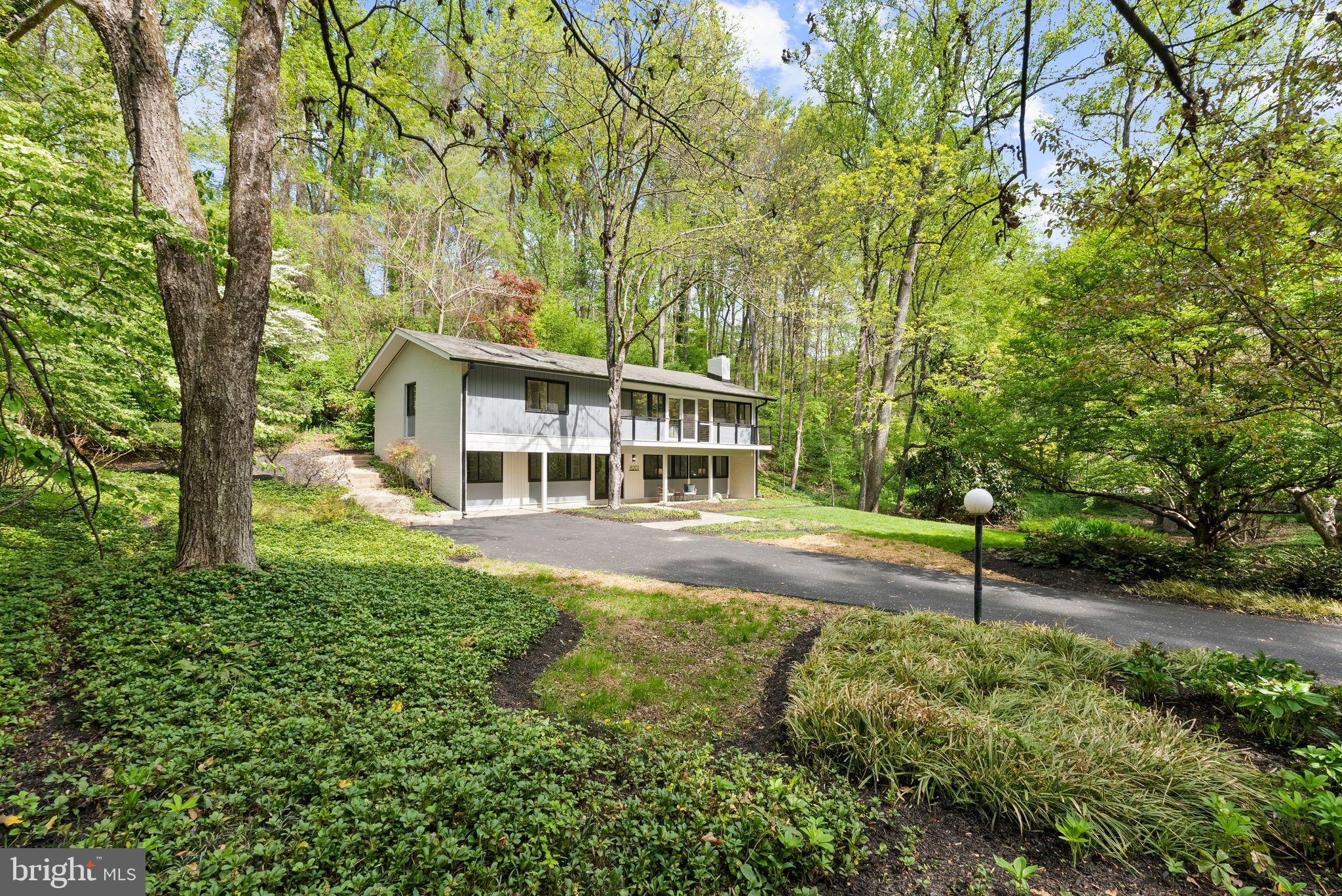 8201 Hamilton Spring Court Bethesda, MD 20817 - Photo 3 of 66