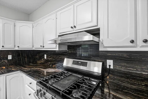 $379,900 | 5406 Stephen Forest Cove, Memphis, TN 38141