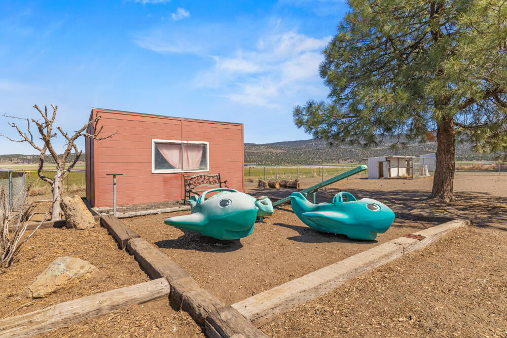 32585 Transformer Road Malin, OR 97632 - Photo 15 of 82 14