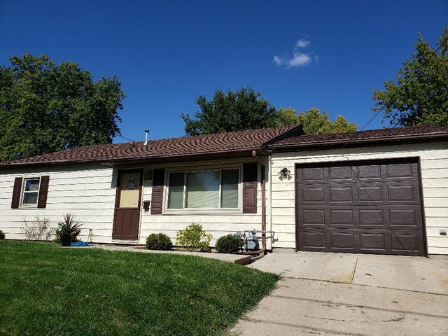 727 15th Street Peru, IL 61354 - Photo 2 of 36