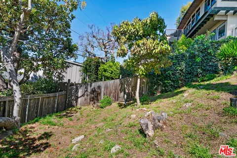 $3,100,000 | 207 Ocean Ave Extension, Santa Monica, CA 90402