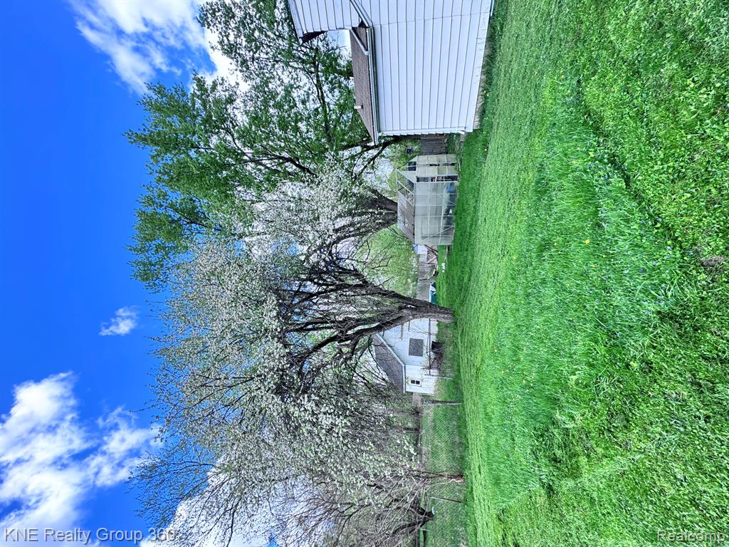4928 Hughes Road Lansing, MI 48910 - Photo 33 of 35