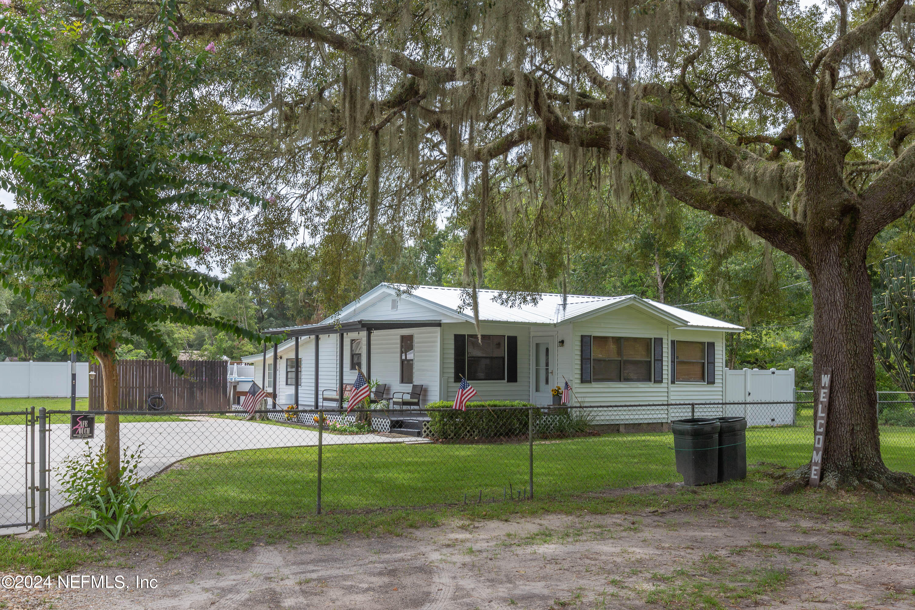 110 Gaskin Road Palatka, FL 32177 - Photo 1 of 49 IMG_9678