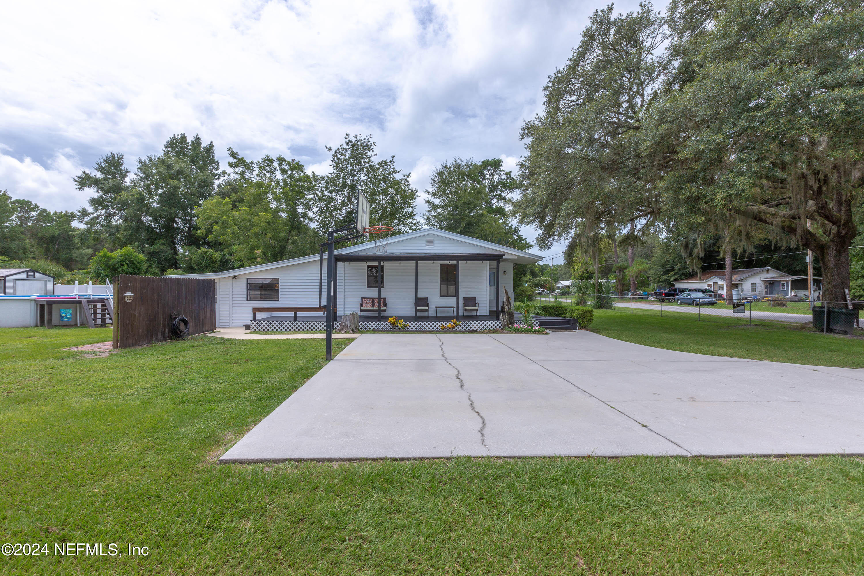 110 Gaskin Road Palatka, FL 32177 - Photo 6 of 49 IMG_9684