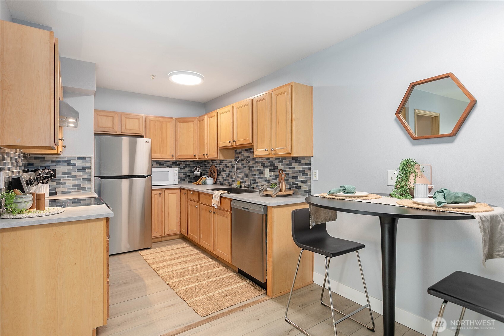1001 North State Street, Unit 207 Bellingham, WA 98225 - Photo 24 of 30
