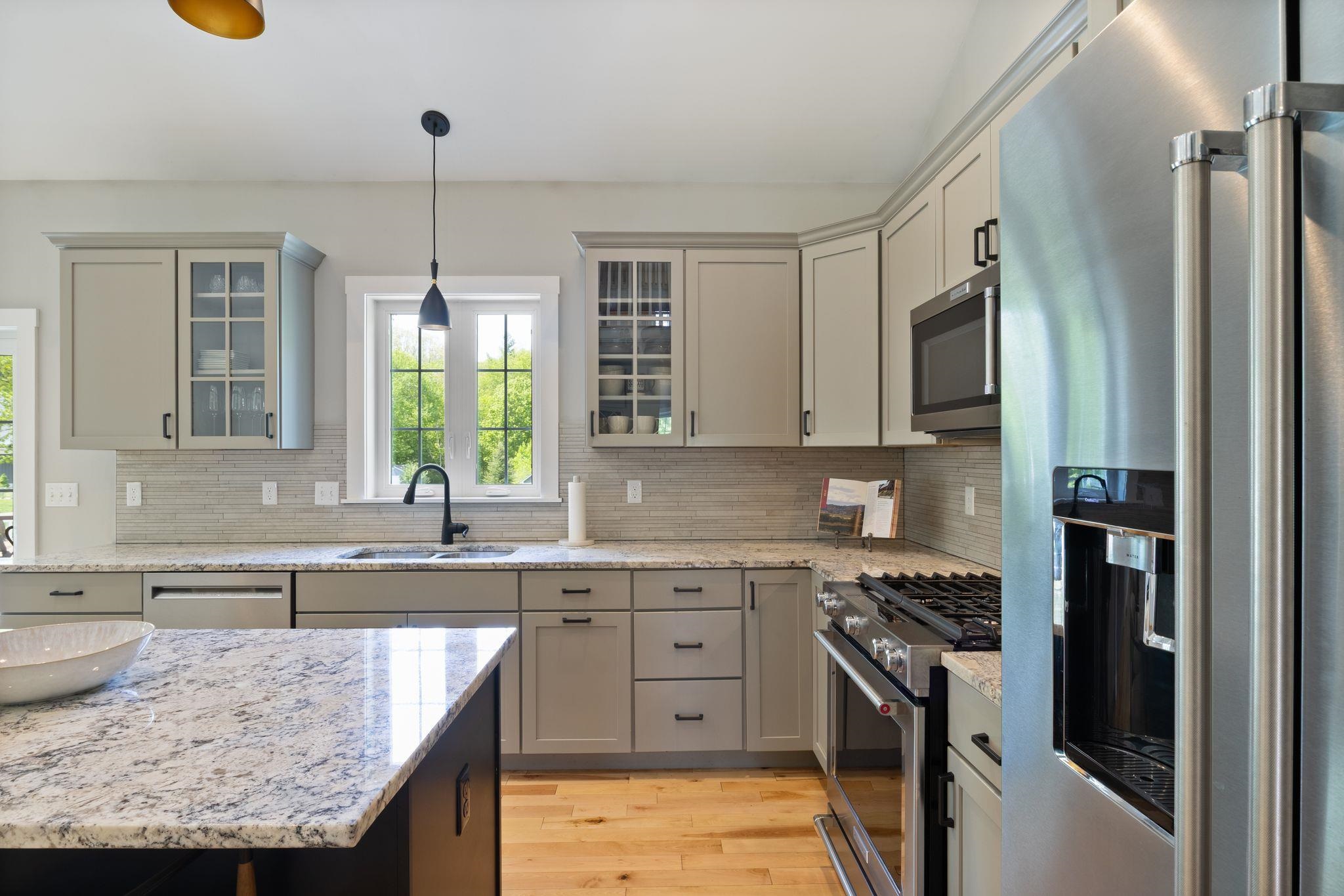 6 Betty Lane Stratham, NH 03885 - Photo 12 of 47
